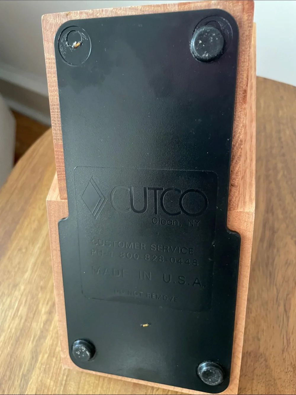 Cutco Natural Wood Knife Block with Slot Openings